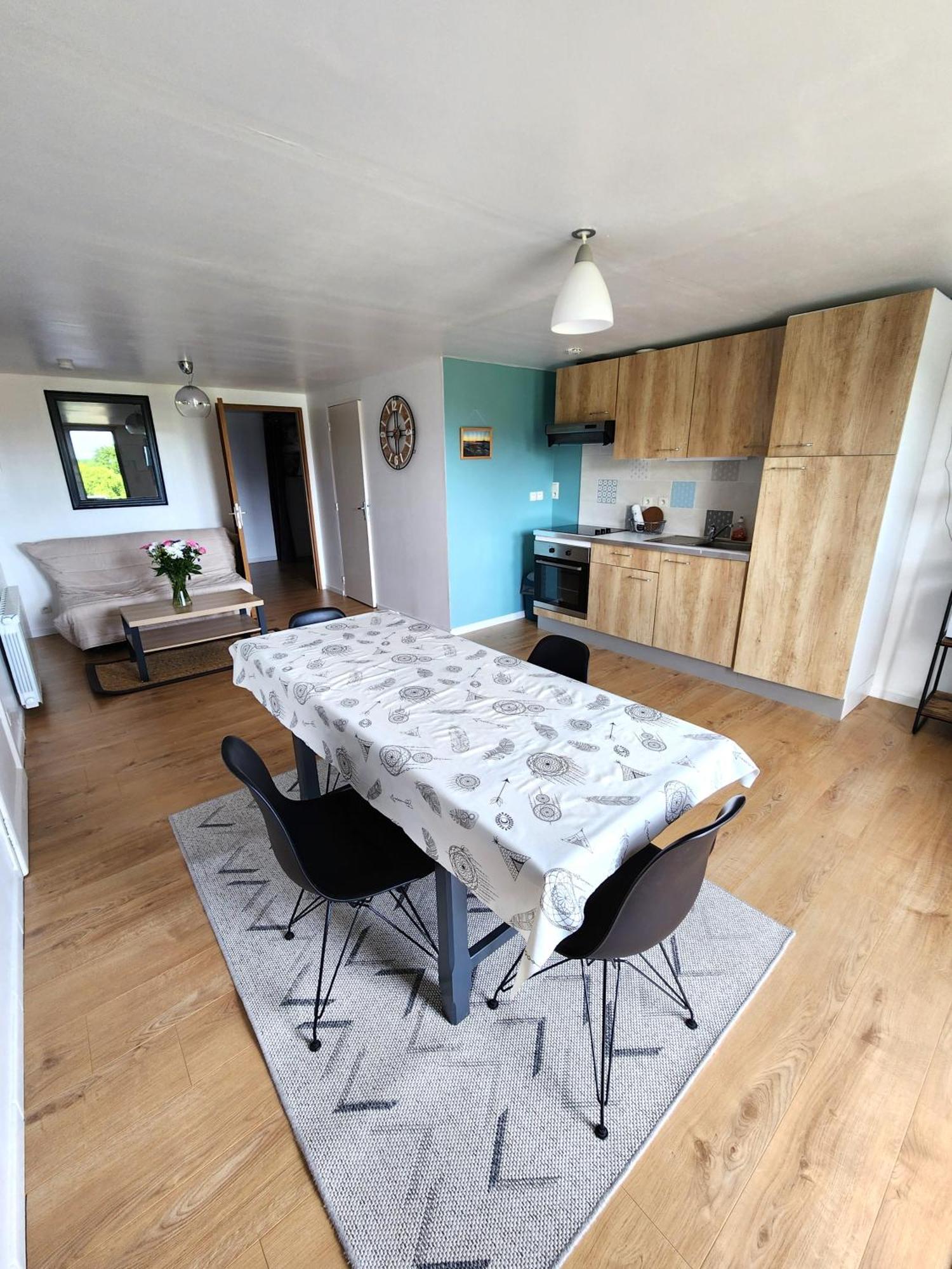 Appartement Independant Dans Maison Au Calme Pugny-Chatenod Kültér fotó